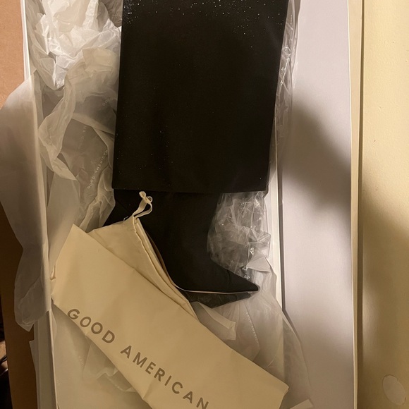 Good American Slouchy Over Knee Boots - Picture 6 of 10